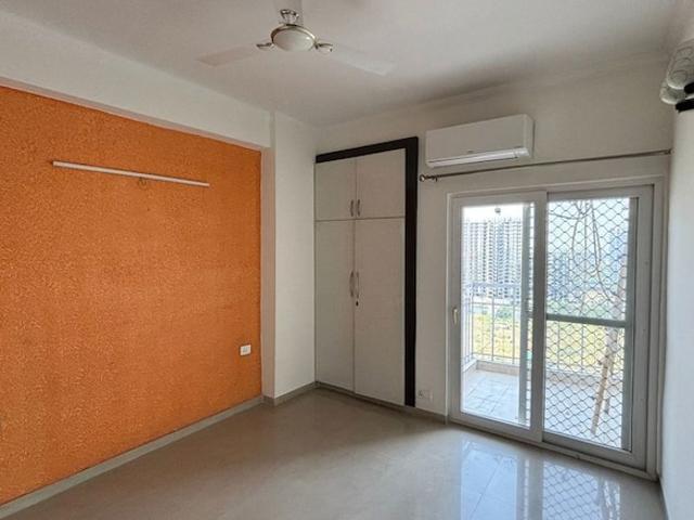 Amrapali Centurian Park 2 Bedroom 950 Sq. Ft. Apartment in Tech Zone 4 Greater Noida Listing ID: #10394