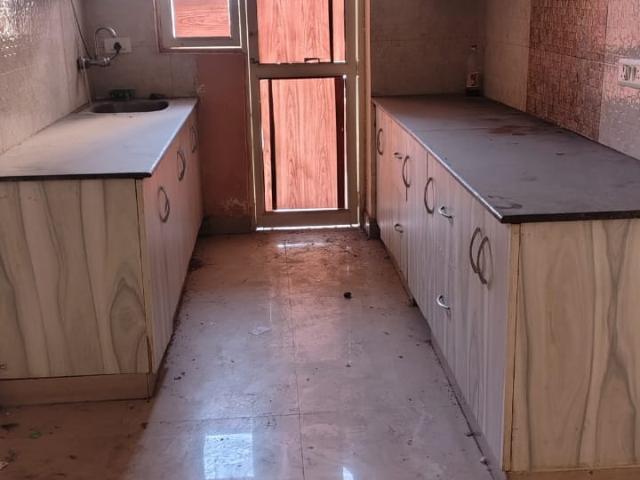 Amrapali Platinum 3.5 Bedroom 1775 Sq. Ft. Apartment in Sector 119 Noida Listing ID: #10392