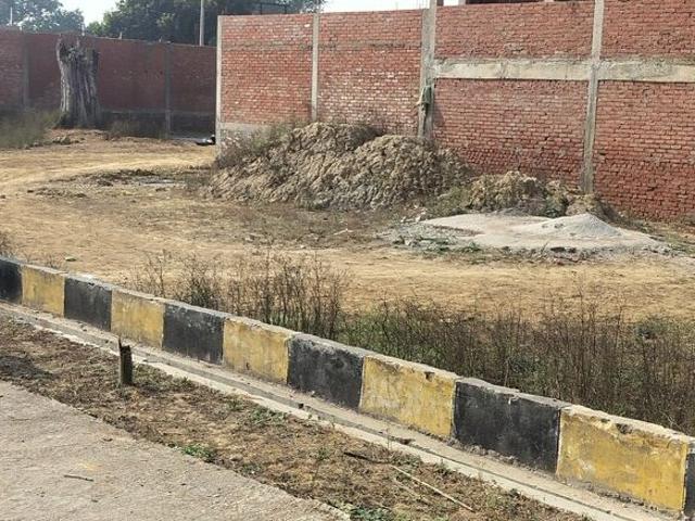 Amresh Property 1650 Sq.Ft. Plot in Gomti Nagar Lucknow Listing ID: #10171