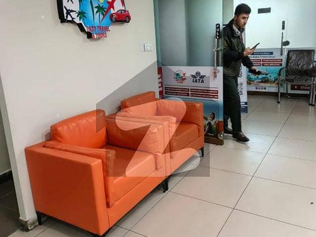 An 800sqft Office For Rent At