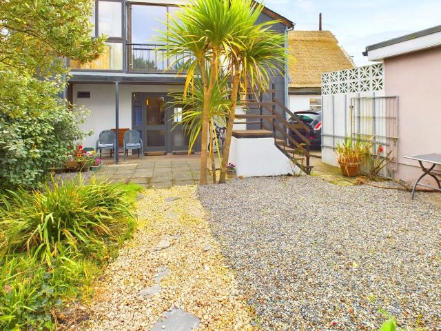 An Teach Ban, Kilmore Quay, Co. Wexford, Y35P8H0