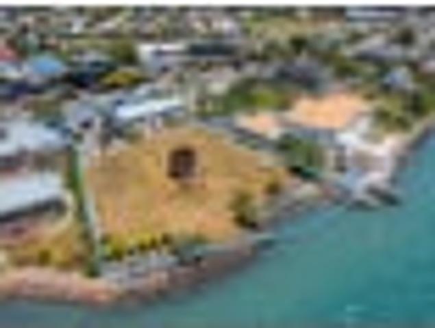 An unrepeatable waterfront site