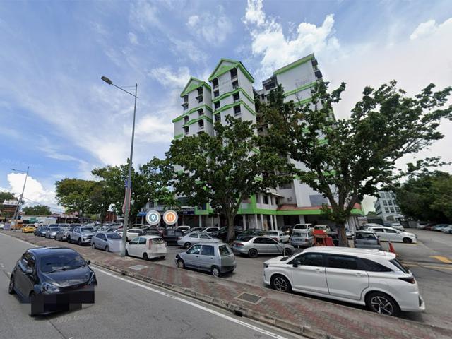 An apartment at Weld Quay with car park for sale