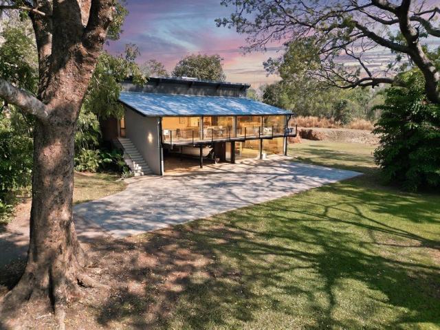 An Architectural Masterpiece on 3.15 Hectares of Pure Northern Territory Seclusion!