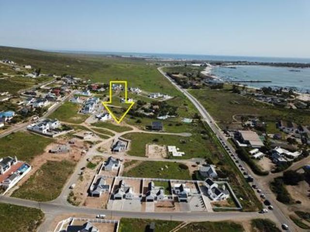 an exceptional coastal canvas – 811s.