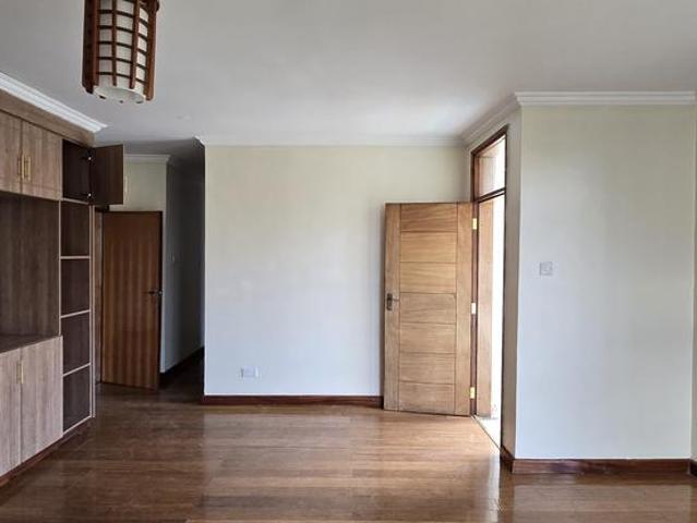 An exclusive 5 bedroom townhouse