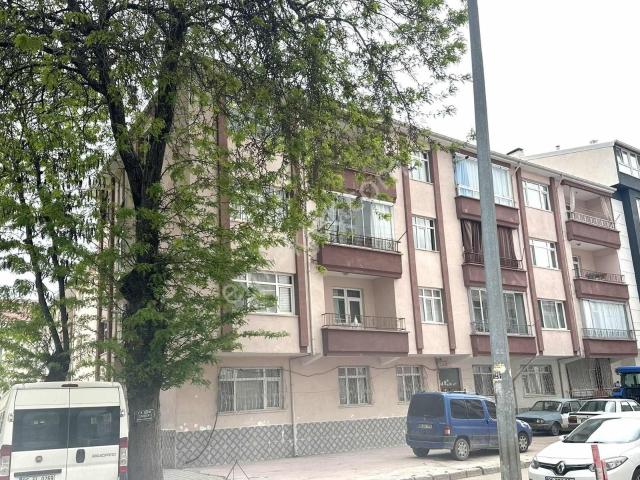 An ka'dan Fırsat Ara Kat Bağımsız Köşebaşı Askeriye Yanı Daire