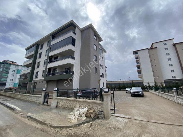 An ka'dan Istıklal'de Mükemmel Konum 2+1 Full Yapılı Daire!