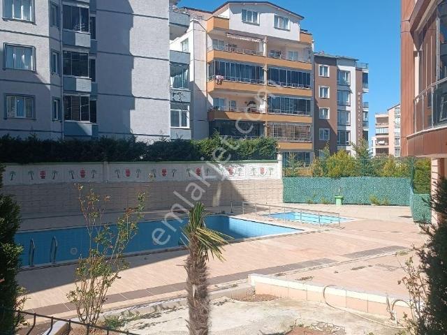 Anıl Emlaktan Havuzlu Site İçinde 2+1 Bahçe Katı Satılık Daire