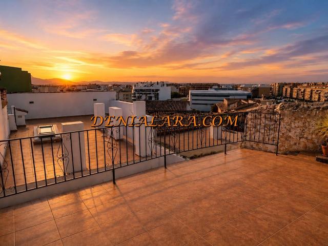 Annual rental in Dénia: newly renovated ground floor with a large private terrace