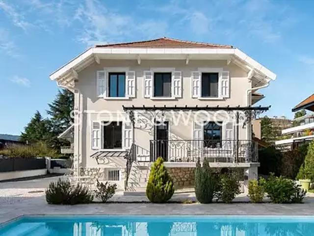 Annecy 74000 Achat / Vente maison 10 pièces t10 piscine