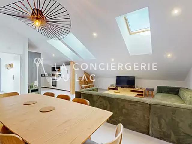 Annecy 74000 Location appartement 7 pièces t7 au dernier étage
