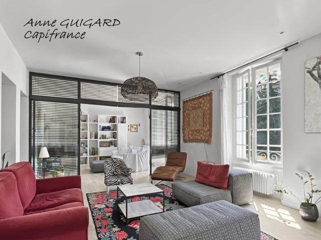 ANNECY 74 Appartement 4 PIECES de 107m² de style Belle époque avec garage, cave et greniers