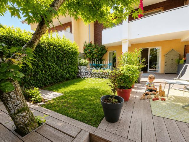Annecy Pringy Appartement T3 avec jardin, garage et parking