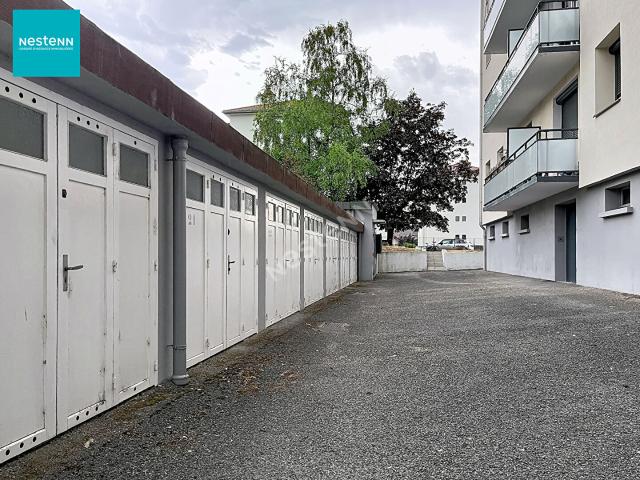 Annecy Vente Parking / Garage 74
