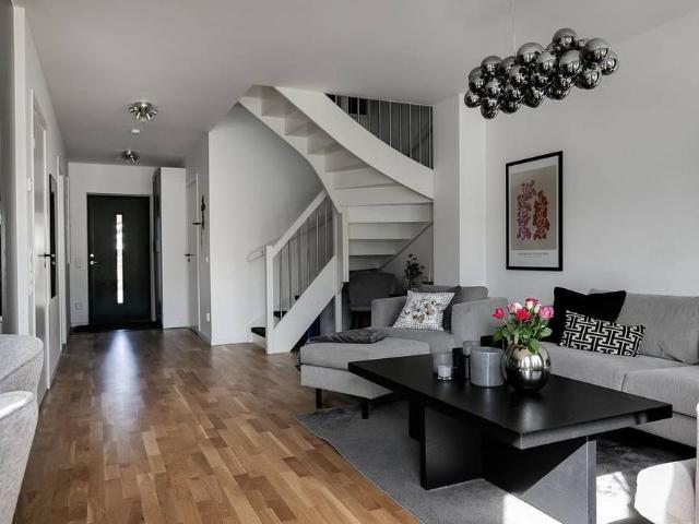 Annebergsvägen, Örebro