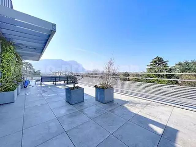 Annemasse 74100 Achat / Vente appartement 4 pièces t4 au dernier étage terrasse