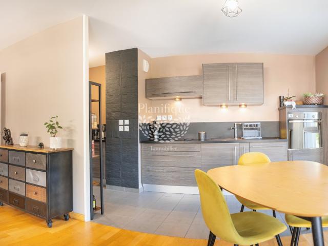 Annemasse appartement 73 m2, 2 chambres avec balcon