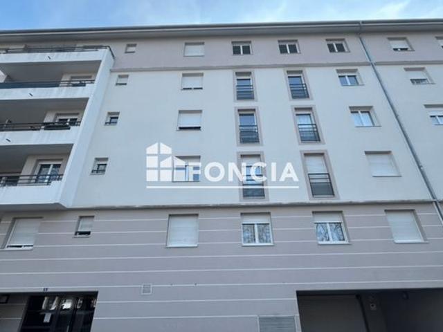Annemasse – Appartement T4 de 83 m² avec grand balcon, garage et exposition plein sud