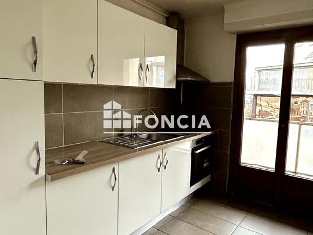 ANNEMASSE Gare, proche centre ville, Appartement de type 3