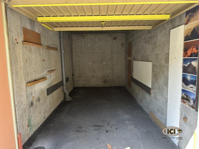 Annemasse Location Parking / Garage 74
