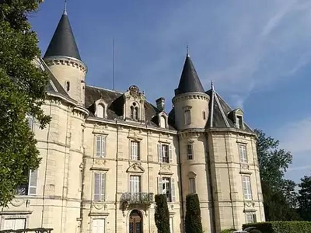 Annesse et Beaulieu 24430 Location appartement 4 pièces t4 balcon