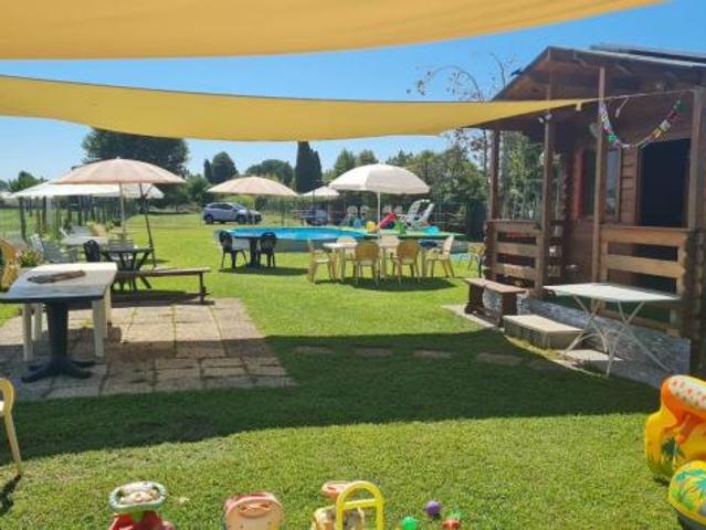Annesso agricolo in vendita a Viareggio 1610 mq Rif: 1410342