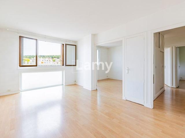 Annexe + Parking + Appartement