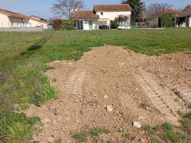 Anneyron Vente Terrain 26