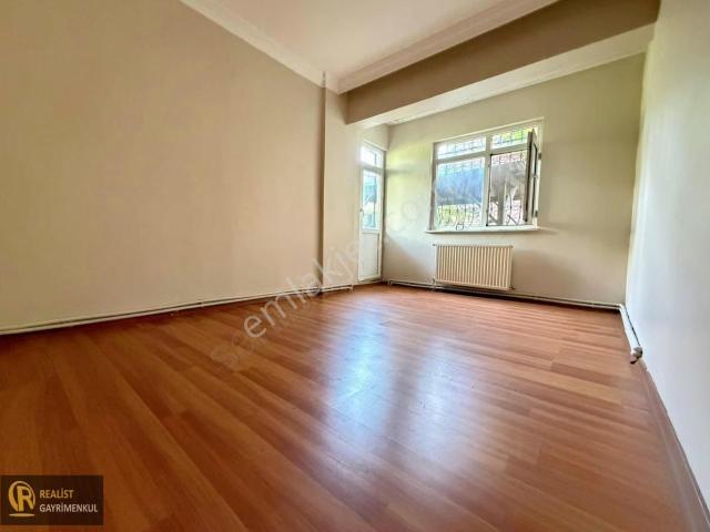 Ana Caddeye Yürüme Mesafesinde 3+1 120 M² Kiralık Daire
