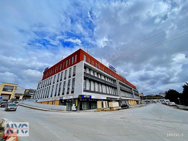 ANA CADDE CEPHELİ 197 m2 MAĞAZA HADIMKÖY TİCARETHANE METKAP'TA!