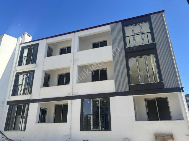 Ana Cadde Yanı 1+1 Satılık Daire