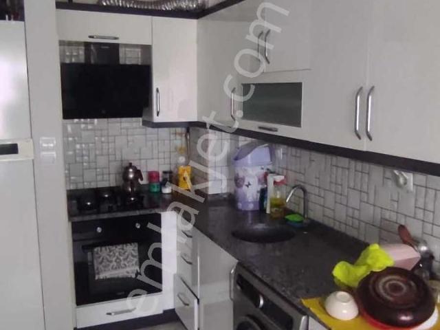 Ana Yol Kenarı Ara Kat 1+1 Daire