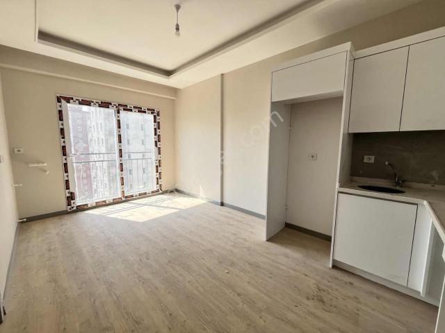 Ana Yola 3 Dk Yürüme Mesafesi İle Yatırımlık 1+1 Satılık Daire
