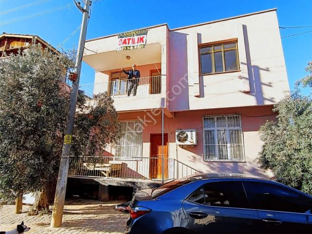 Anadolu Emlaktan Hastane Civarında 514 M2 Arsalı İki Katlı Ev