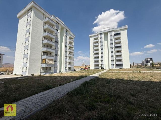 ANADOLU IŞIĞI SİT.SIFIR 3+1 ŞEREFİYELİ İSKANLI TOLGA TÜRKMEN den