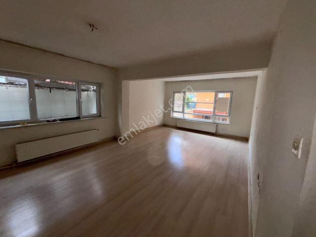 Anadolu'dan Niğde Sokak Ta 2+1 Bağımsız Salonlu 40 Metre Salon