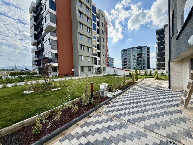 Çanakkale Yeni Barış Mah. Site İçi Satılık Sıfır 2+1 Daire