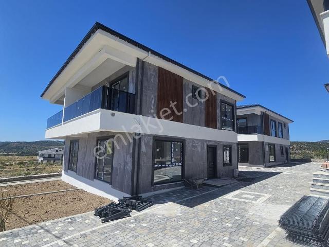 Çanakkale Ayvacıkta Asos'a Komşu 3+1 Villa