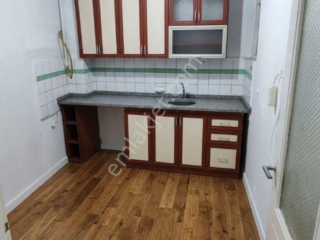 Çanakkale Biga İstiklal Caddesi Üzerinde Satılık 2+1 Daire