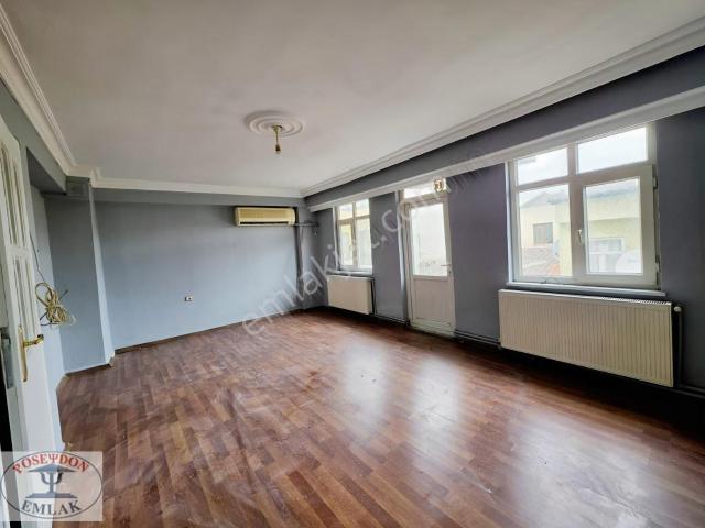 Çanakkale Merkez İskelede 2+1 Boş Kiralık Daire