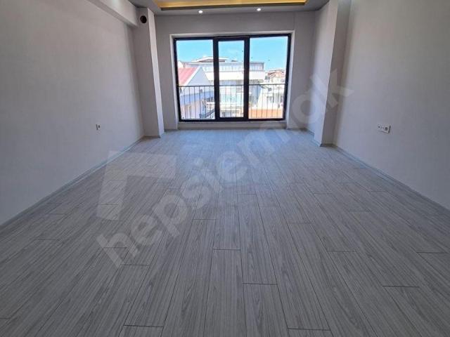 ÇANAKKALE MERKEZ MEGA BEACH YANI SIFIR BİNADA SATILIK 4+1 DUBLES