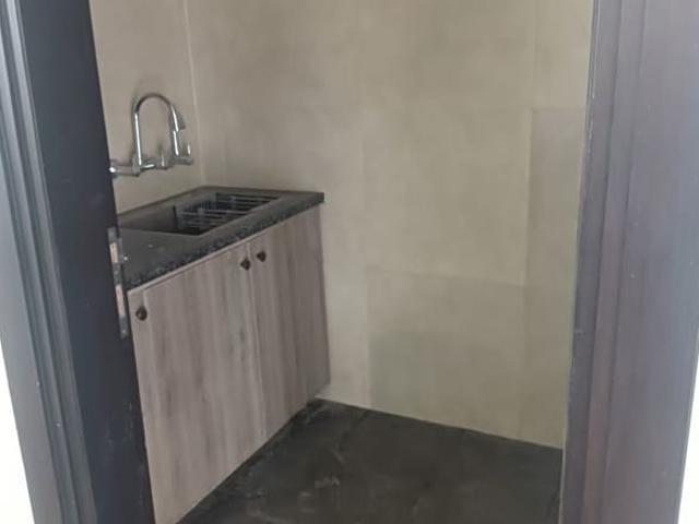 Anand Vihar, East Delhi 3 Bedroom 276 Sq. Yd. Builder Floor in Anand Vihar Delhi Listing ID: #10308