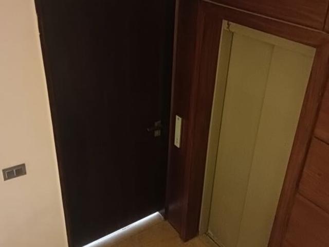 Anand Vihar, East Delhi 3 Bedroom 330 Sq. Yd. Builder Floor in Anand Vihar Delhi Listing ID: #10178