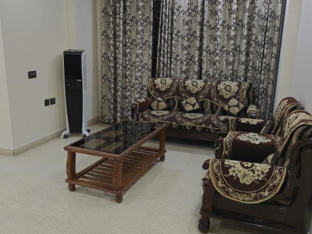 Anand Niketan CGHS 4 Bedroom 3150 Sq. Ft. Apartment in Sector 52 Gurgaon Listing ID: #9766