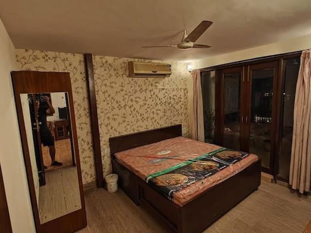 Anand Niketan 4 Bedroom 400 Sq. Yd. Apartment in Anand Niketan Delhi Listing ID: #10387