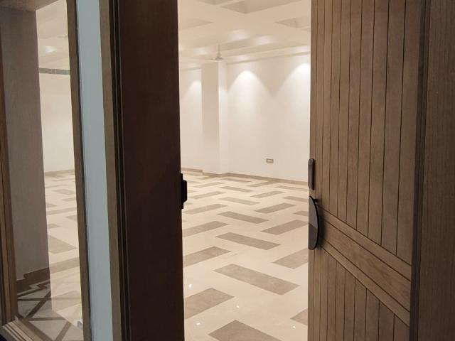 Anand Niketan 4 Bedroom 5300 Sq. Ft. Builder Floor in Anand Niketan Delhi Listing ID: #10223
