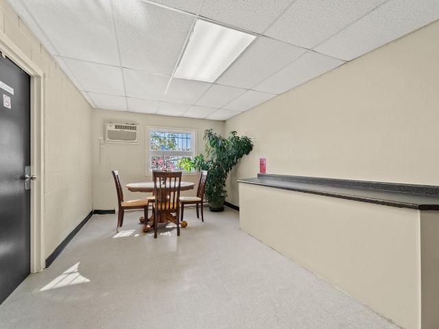 Anchorage Apartments 2 Bedroom Apartment for Rent at 2930 Wildwood Dr, Windsor, ON N8R 1Z3 Forest Glade