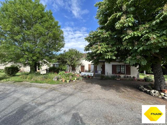 Ancien corps de ferme 145m² Laroque Timbaut