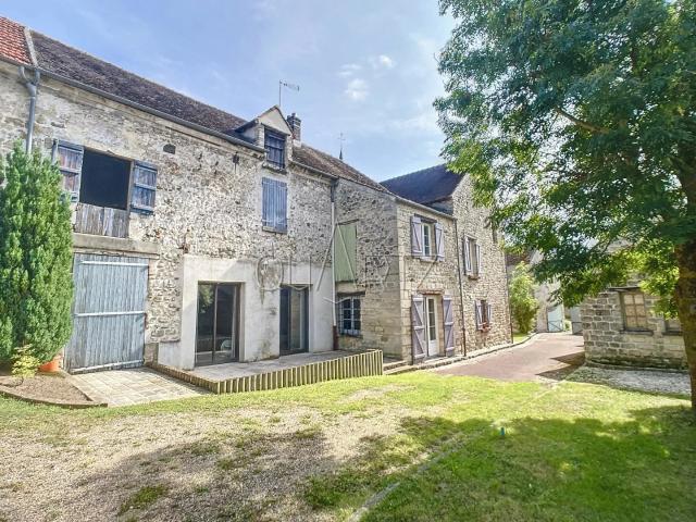 Ancien corps de ferme au coeur du Vexin
